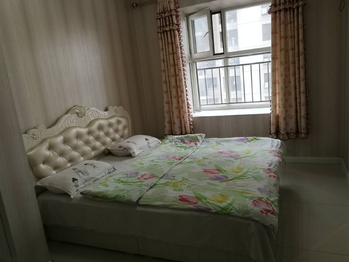 唐山真诚爱琴海公寓(2号店)