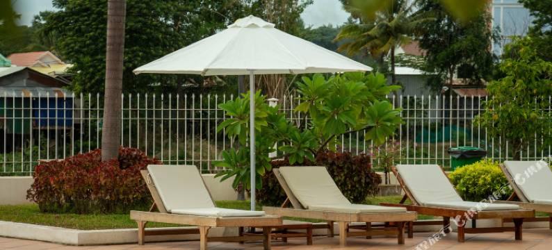 普萨特河滨水疗酒店(Pursat Riverside Hotel & Spa)图片