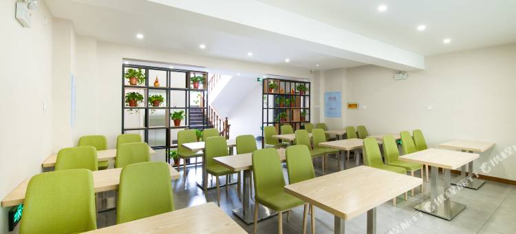 新悦酒店 (牡丹江火车站新华路店)图片