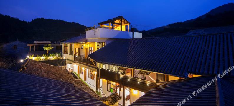 腾冲繁花轻奢庭院图片