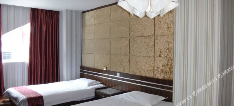 雅安格外阳光主题酒店图片