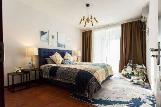 雷阵雨公寓(北京百子湾路店)