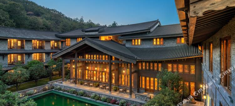 丽江松赞林卡酒店图片