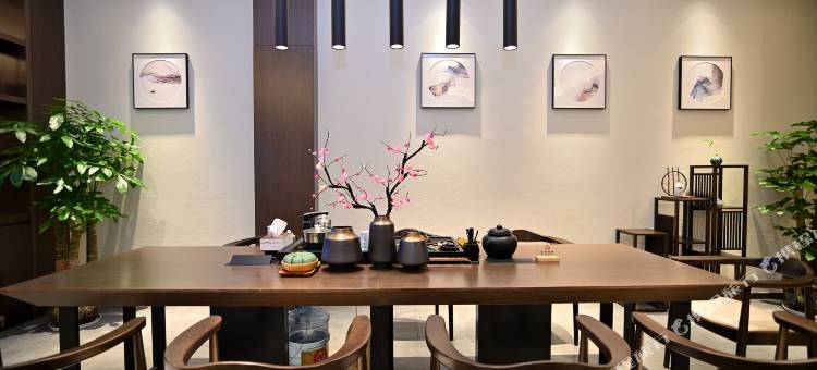 云上四季尚品酒店(昆明新闻路篆新市场店)图片