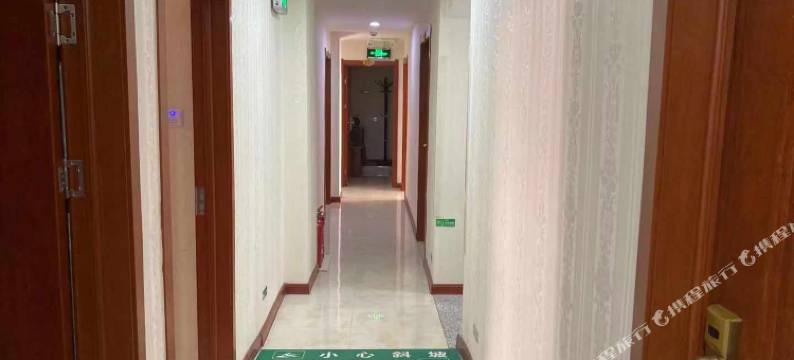 水岸旅馆(延吉网红墙水上市场店)图片