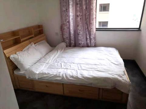 北海丁丁的小窝公寓(8号店)