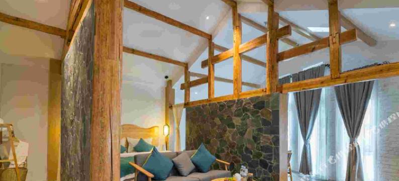 丽江沁水雨沫客栈图片