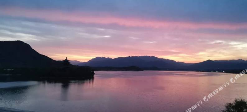 北京且亭山水酒店图片