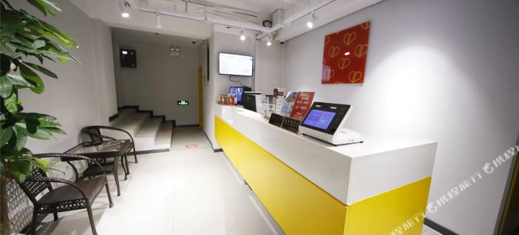 布丁酒店(上海广兰地铁站店)图片