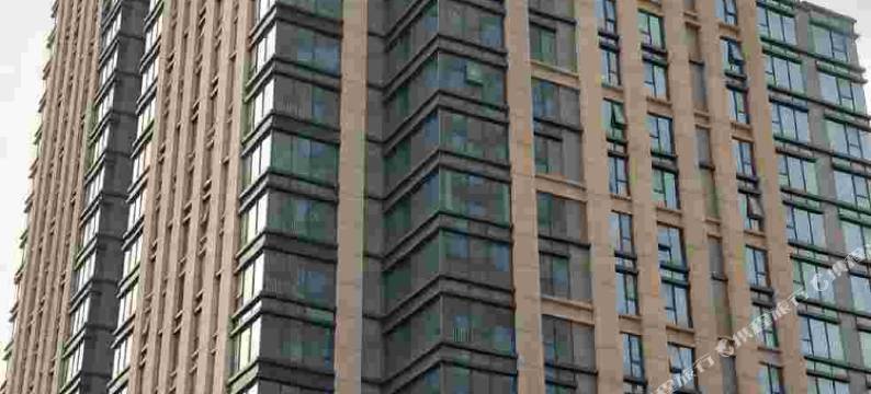 S+电竞民宿(石家庄新百广场地铁站店)图片