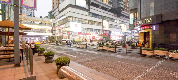 重庆瑞卡公寓(观音桥步行街店)图片