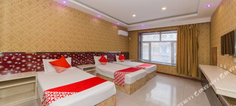 OYO鹤岗爱之旅宾馆图片