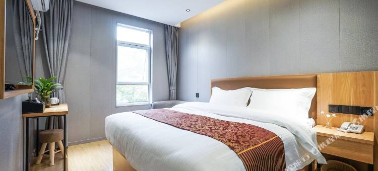 格林联盟酒店(上海大学丰翔路地铁站店)图片