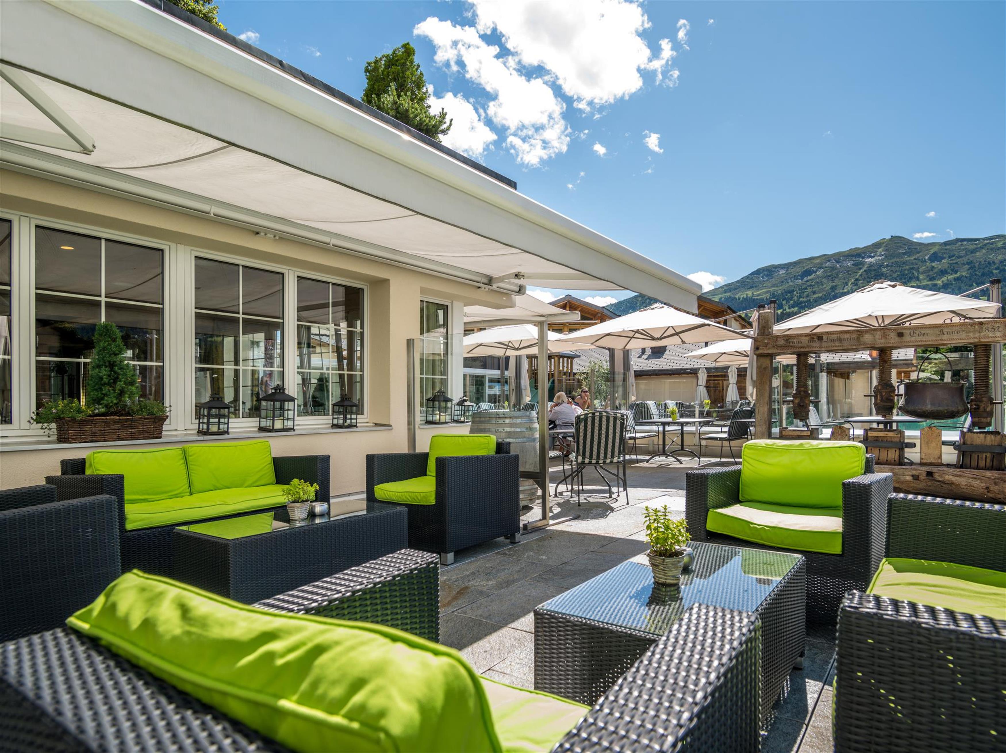 Hotel Lenzerhorn - Alpine Stay, Spa & Savour Over view