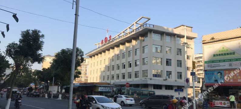 上雅公寓(信宜汽车客运站店)图片