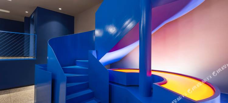 baseLITE佰舍服务式公寓(上海新天地店)图片