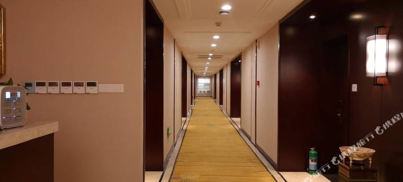 富唐酒店(西安大雁塔大唐芙蓉园店)图片