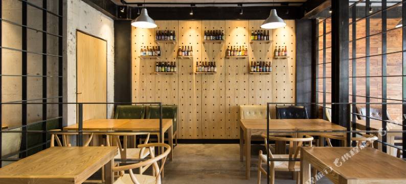 联合庭院青年酒店(大连火车站东关街历史文化街区店)图片