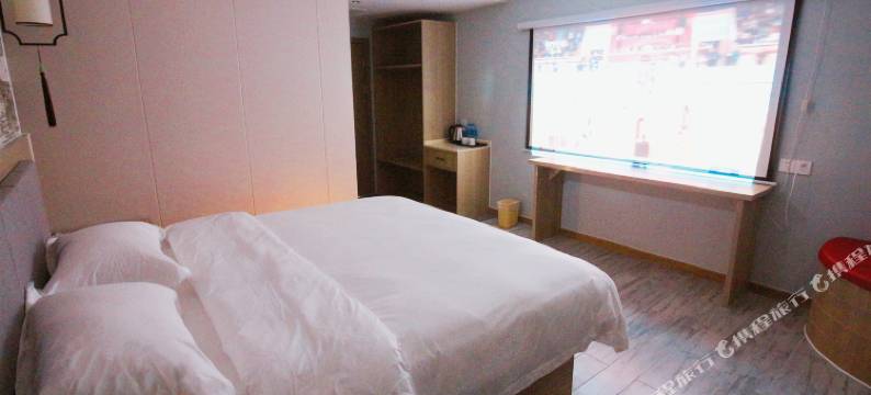 居花酒店(苏州吴江上亿汽车城店)图片