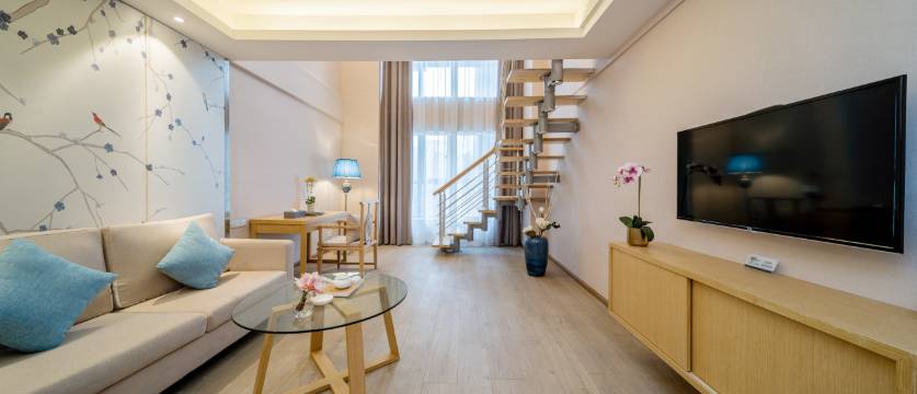 云上·漫居酒店(贵阳观山湖国际会议展览中心店)