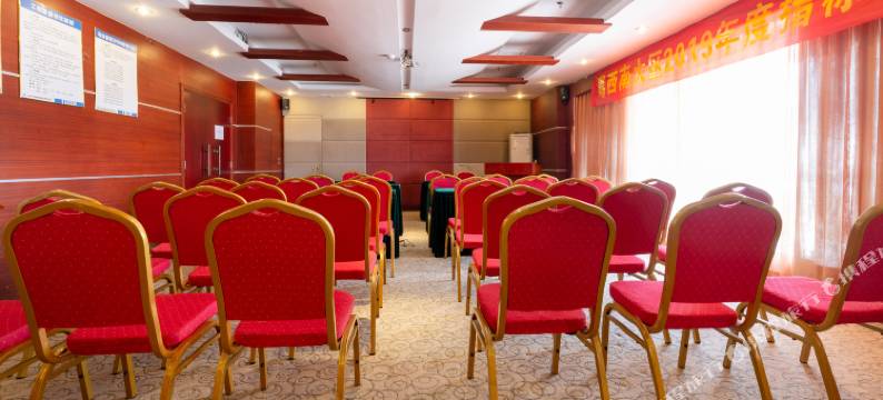 五月天商务酒店(珠海山姆印象城店)图片