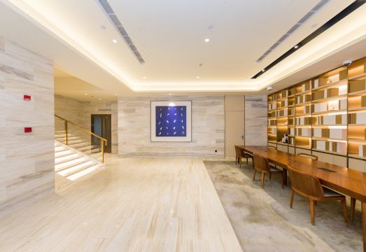 JI Hotel (Shanghai Jing'an Temple Huaihai Middle Road) Hotel Overview