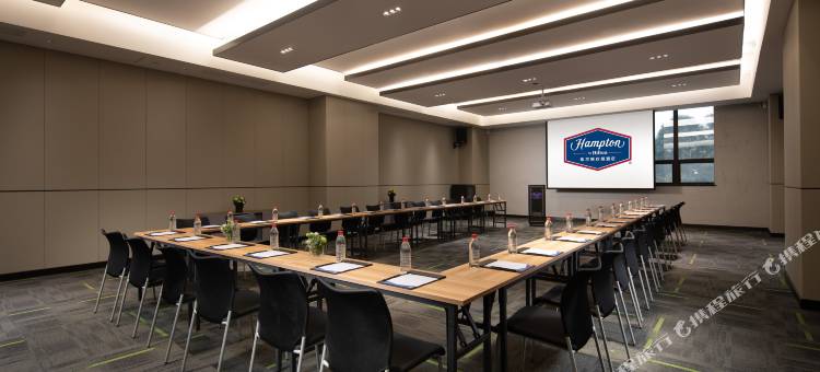 成都温江希尔顿欢朋酒店图片