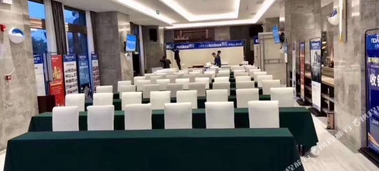 纽宾凯武湖酒店(长江工程职业技术学院北门店)图片