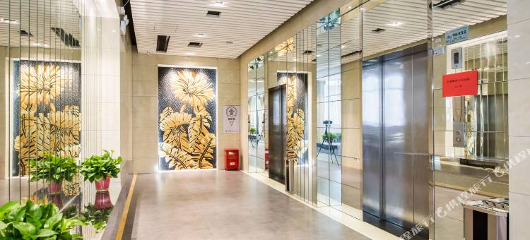 青季酒店(苏州盛泽大润发舜新中路店)图片