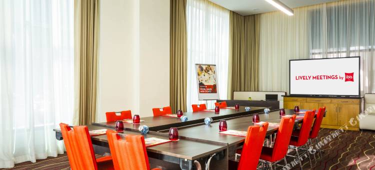 迪拜购物中心大道诺富特套房酒店(Novotel Suites Mall Avenue Dubai)图片