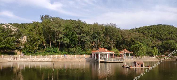 如家睿柏·云酒店(青岛石油大学吾悦广场地铁站店)图片