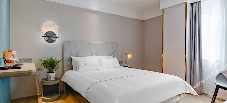 白玉兰酒店(泰安高铁站泮河公园店)图片