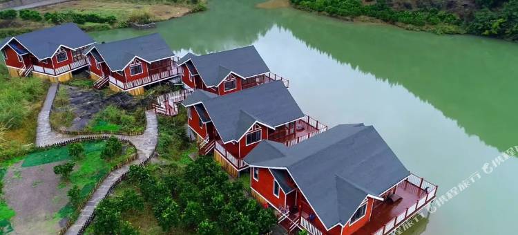 龙山西拉部别墅图片