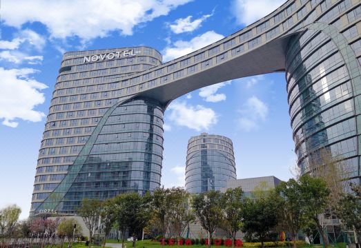 Novotel Hotel (Zhengzhou Airport) Hotel Overview