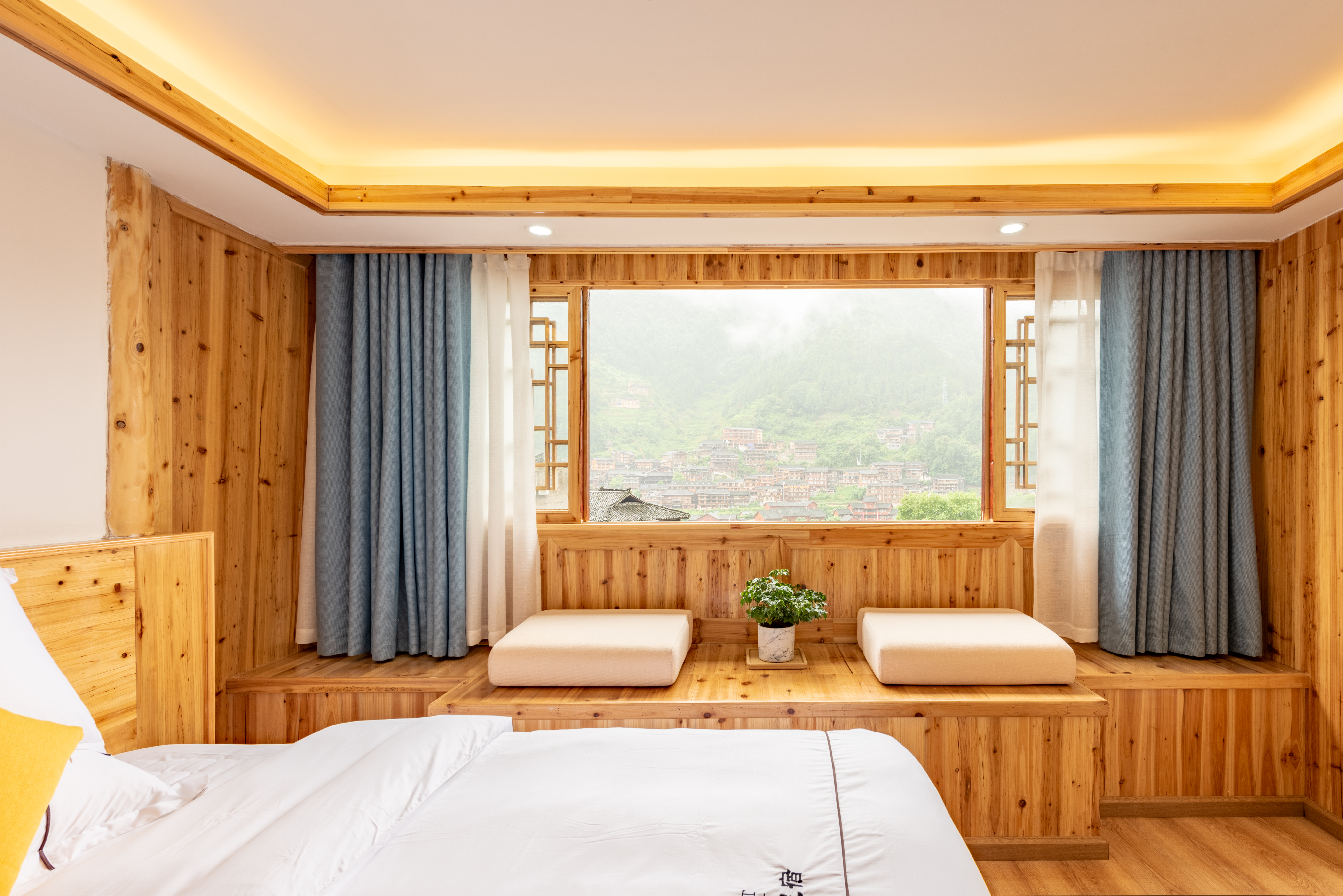 Xijiang Liyin View Homestay Over view