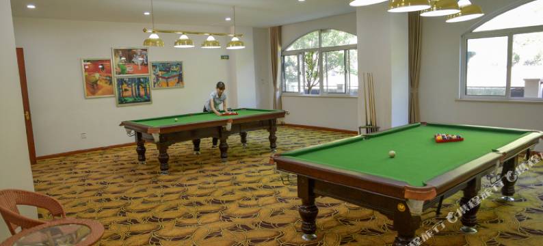 西峡财富庄园假日酒店图片