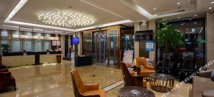 丰岸假日酒店(商洛山阳华龙车站人民广场店)图片