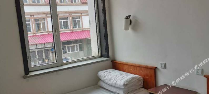 阿尔山星期八宾馆图片