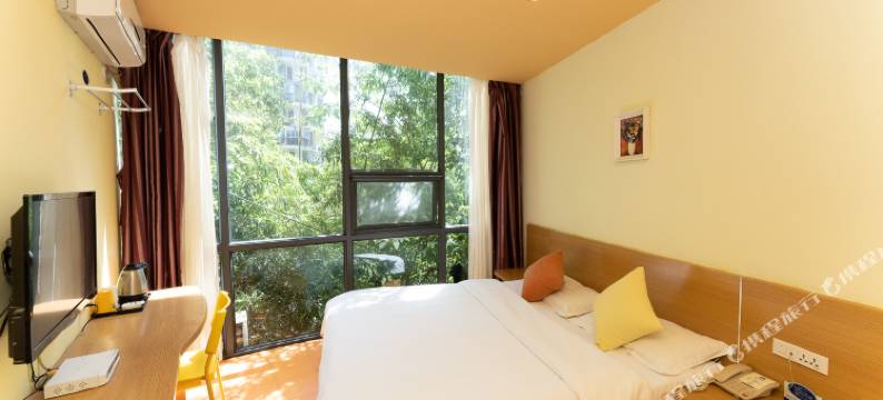 蚌埠乐8连锁酒店(宝龙城市广场店)图片