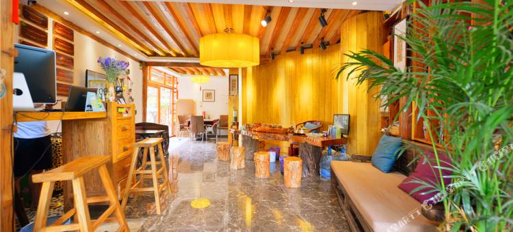 慕容别院Holiday·纳西美学旅居生活民宿(丽江古城大水车店)图片
