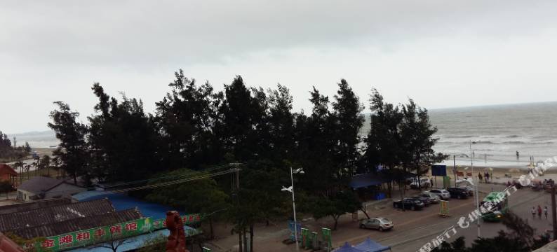 东兴新华越宾馆图片