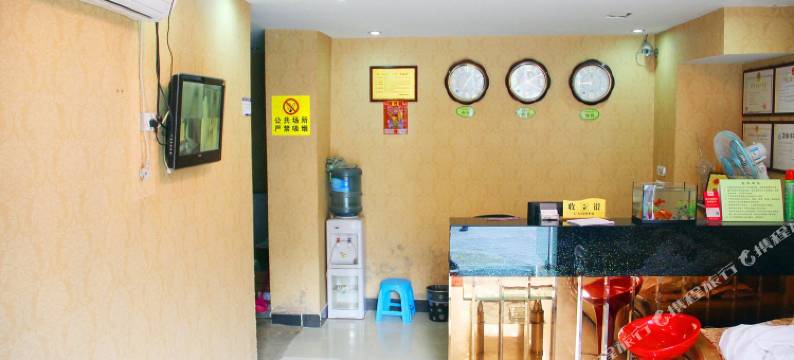 君泰酒店(黄鹤楼中南财经政法大学店)图片