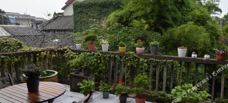 南浔千与千浔青年旅舍图片