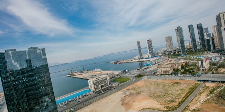 地址(位置,怎么去,怎么走):  大连大连中山区港湾广场中信海港城b3