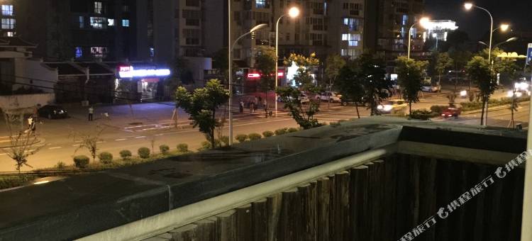 张家界卉家幸福客栈图片