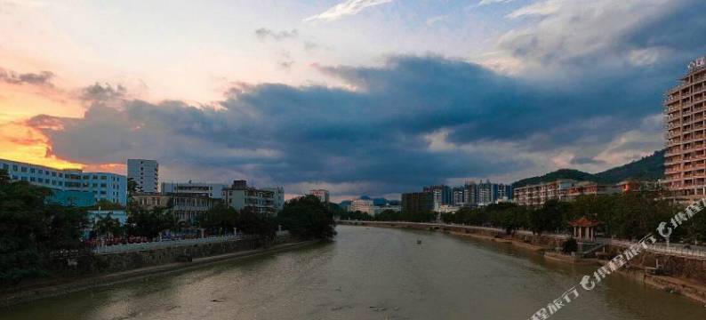 五指山红叶大酒店图片