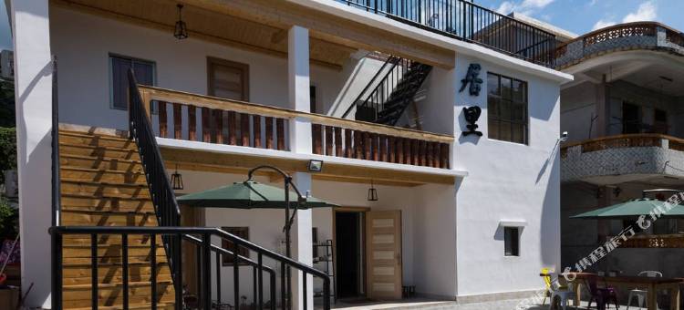 深圳大鹏新区杨梅坑居里民宿图片