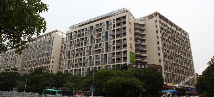 完美酒店(东莞鸿福地铁站民盈国贸中心店)图片