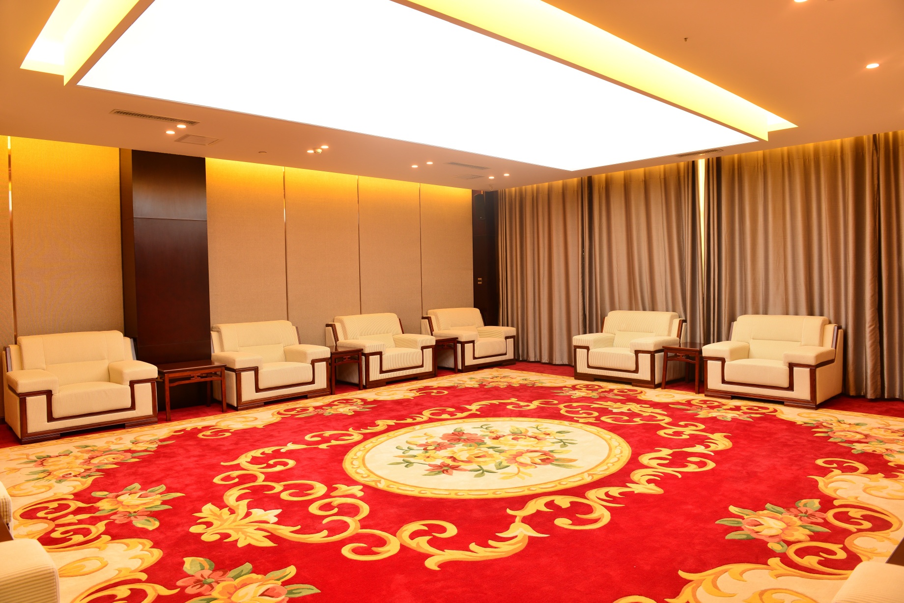 Min Le Long Xin Hotel Over view