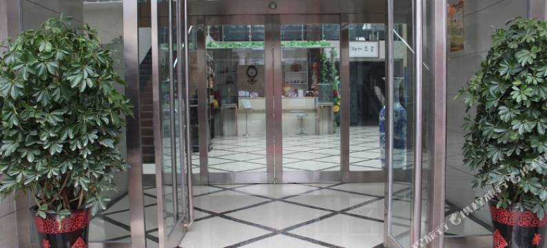 洛阳伊雲客栈(龙门石窟店)图片